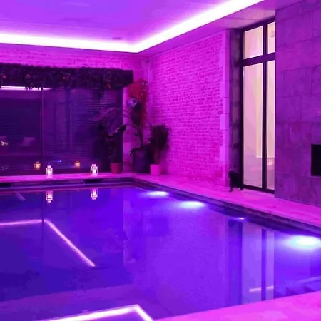 Apartmán Superbe Avec Piscine Interieure Chauffee *