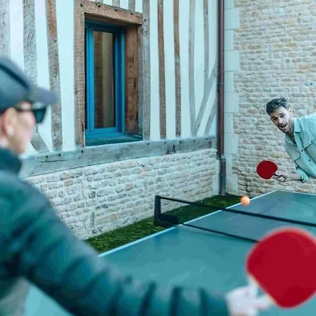 Superbe Avec Piscine Interieure Chauffee Apartmán *