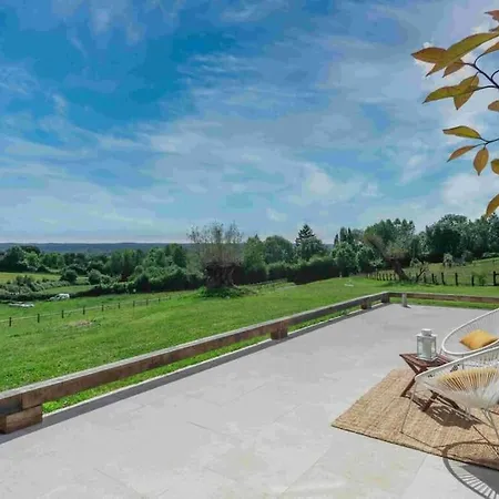 Superbe Avec Piscine Interieure Chauffee Apartmán *
