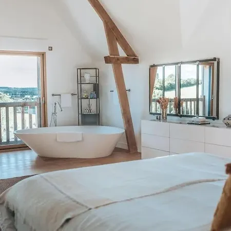 Superbe Avec Piscine Interieure Chauffee * Bonneville-sur-Touques